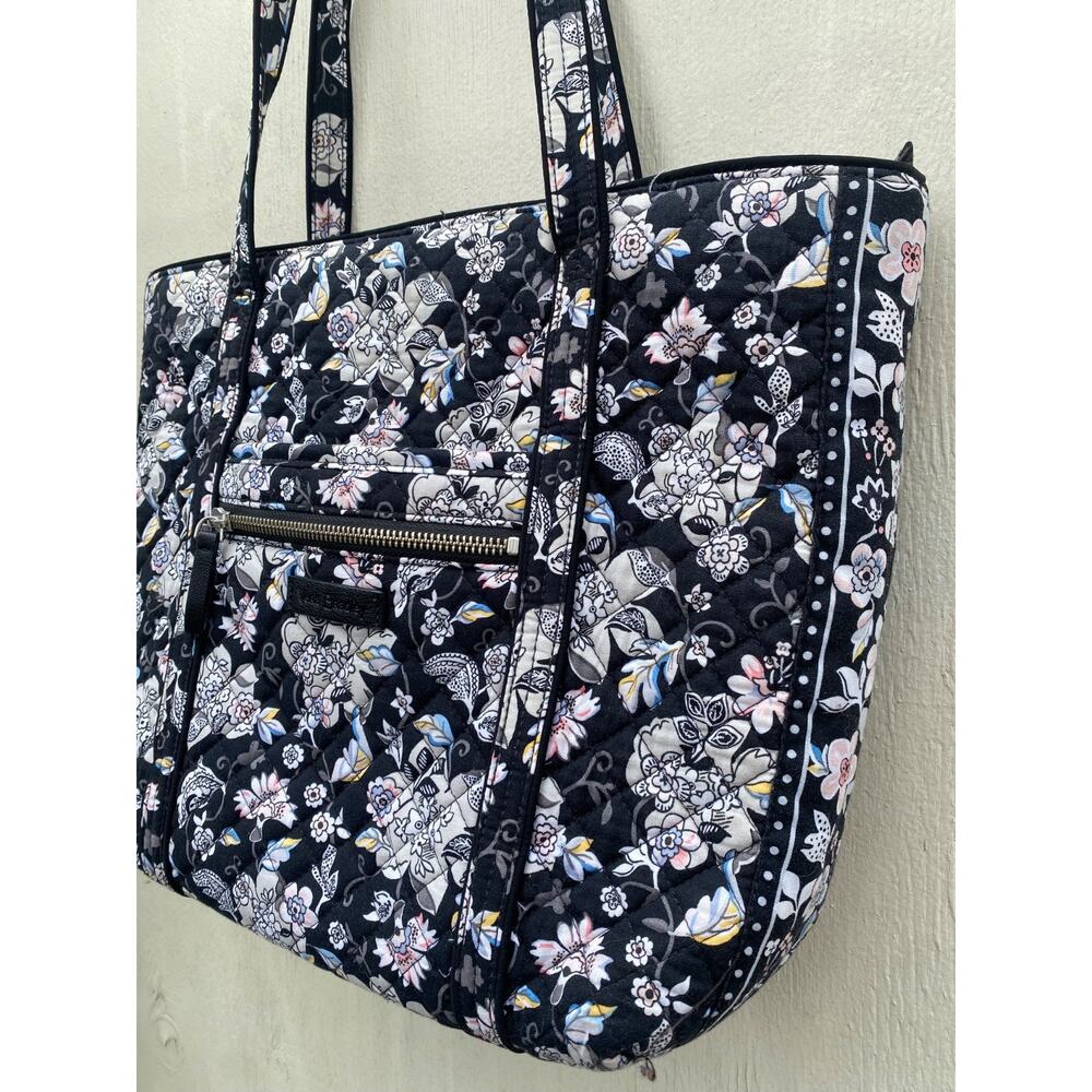 Vera Bradley Women’s Black Holland Garden Miller Travel Tote Bag - Picture 2 of 11